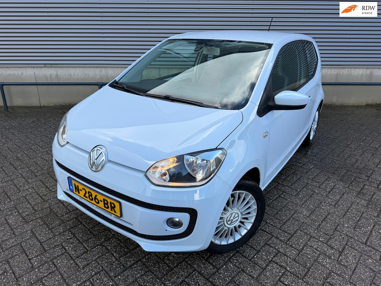 Volkswagen Up! - 1.0 high up! 1.0 high up! - AutoWereld.nl
