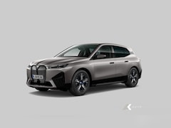 BMW iX - xDrive40 Sportpakket | Driving Ass. Prof. | 360 Camera | Head-Up | Harman/Kardon | Stoelve