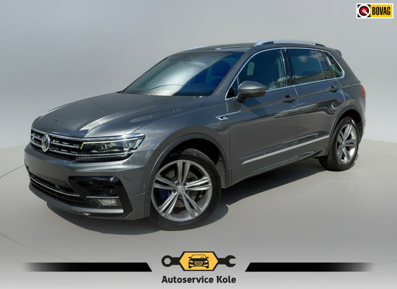 Volkswagen Tiguan - 2.0 TSI 4Motion Highline R-Line * Panorama * Dynaudio * Side Assist * - AutoWereld.nl