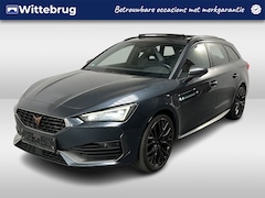 CUPRA Leon Sportstourer - 1.4 e-Hybrid VZ Performance / AUTOMAAT/ PANO/ KEYLESS/ CRUISE/ NAVI/ STOELVERWARMING/ PARK
