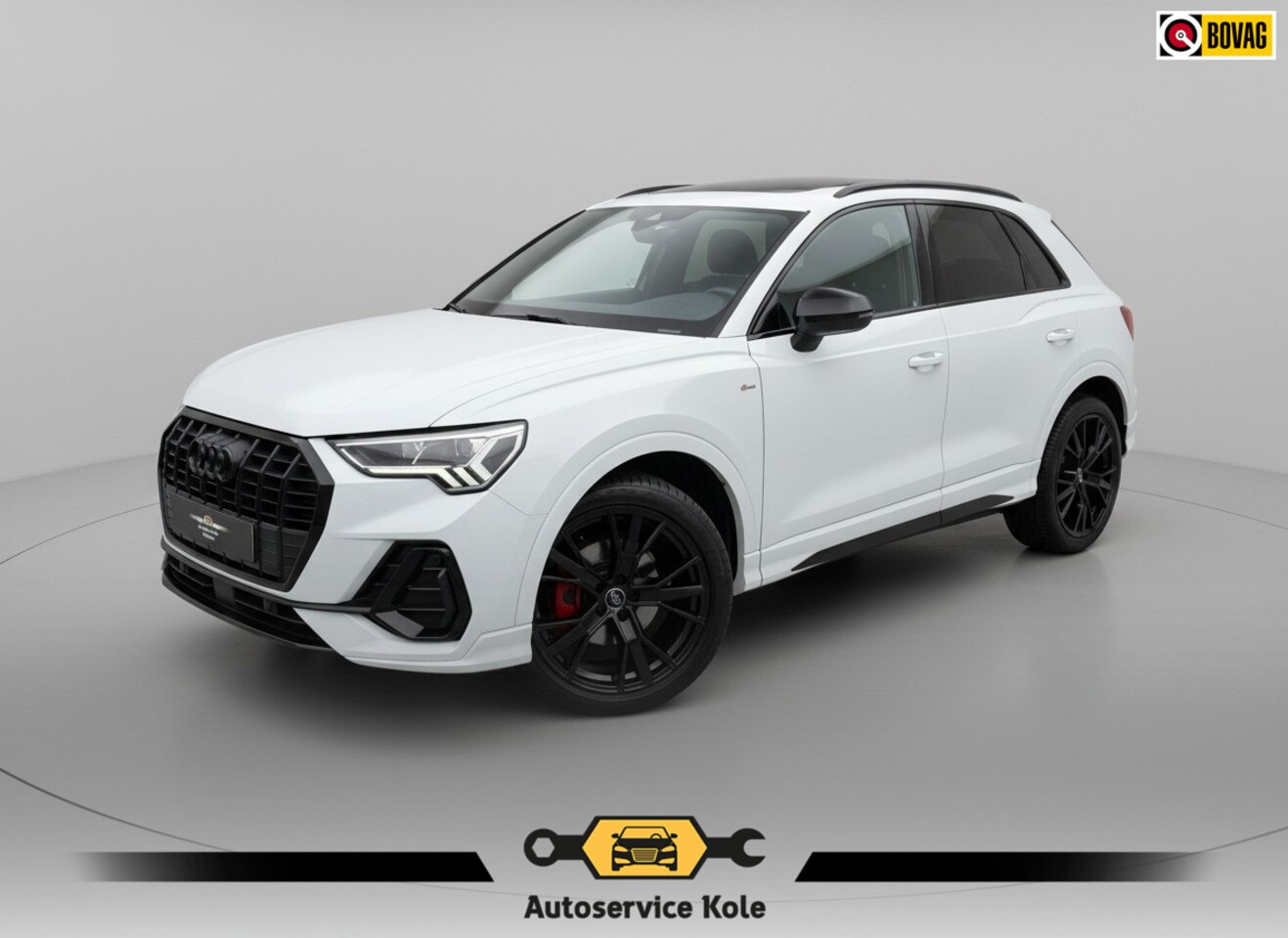 Audi Q3 - 35 TFSI S Line Edition * Panorama * Trekhaak * Stoelverwarming * Camera * - AutoWereld.nl