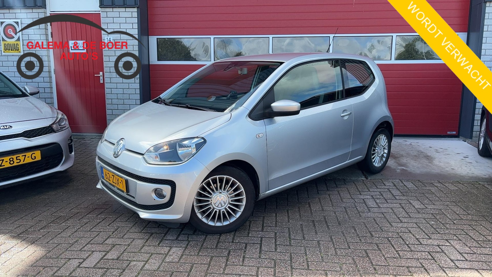 Volkswagen Up! - 1.0 high up! BlueMotion NAVI / AIRCO / BLUETOOTH / ELEK RAMEN / NL-AUTO - AutoWereld.nl