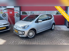 Volkswagen Up! - 1.0 high up BlueMotion NAVI / AIRCO / BLUETOOTH / ELEK RAMEN / NL-AUTO