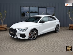 Audi A3 Sportback - 45 TFSI e S edition Competition * SoH 92% * ACC * 18" * B&O * Trekhaak * Carplay/Android *