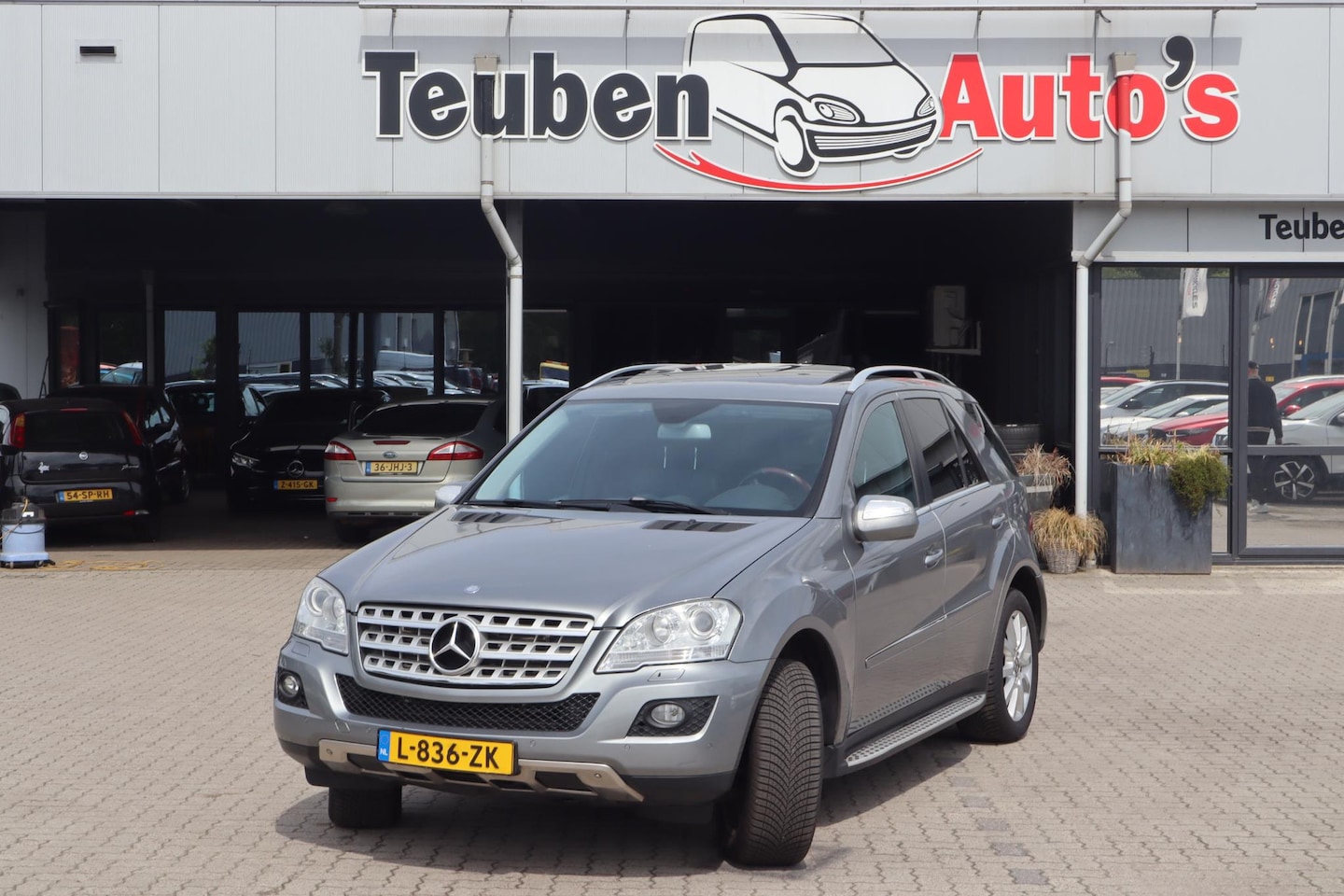 Mercedes-Benz M-klasse - 450 CDI | 8 Cinlinder | Trekhaak | Schuifkanteldak | Climate Control | Stoelverwarming - AutoWereld.nl