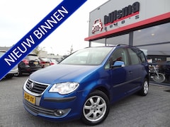 Volkswagen Touran - 1.4 TSI Trendline | NL-AUTO | TREKHAAK | AUTOMAAT | LMV |