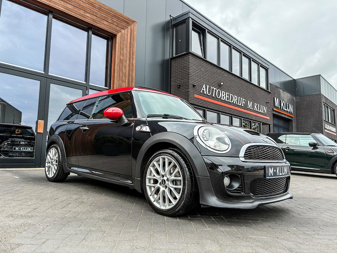 MINI Clubman - 1.6 Cooper S John Cooper Works aut/Trekhaak/Leer/Pano/Navi/NL auto - AutoWereld.nl