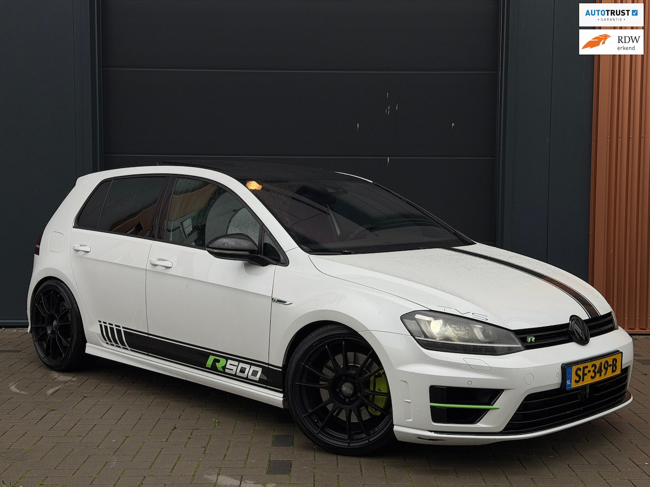 Volkswagen Golf - 2.0 TSI R 4Motion|Goed Onderhouden|485 PK|Pano|OZ-velgen|Keyless|Camera|ACC|Stoelverwarmin - AutoWereld.nl