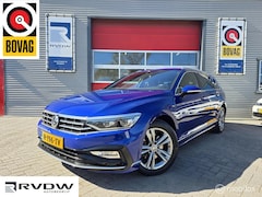 Volkswagen Passat Variant - 1.5 TSI Elegance Business R