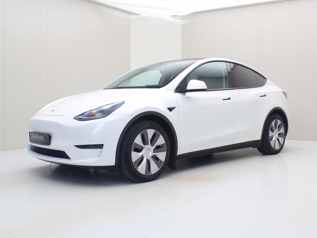 Tesla Model Y - Long Range AWD 75kWh 351pk 94.2% SoH [ AMD RYZEN+AUTOPILOT+19 INCH+PREMIUM AUDIO ] - AutoWereld.nl