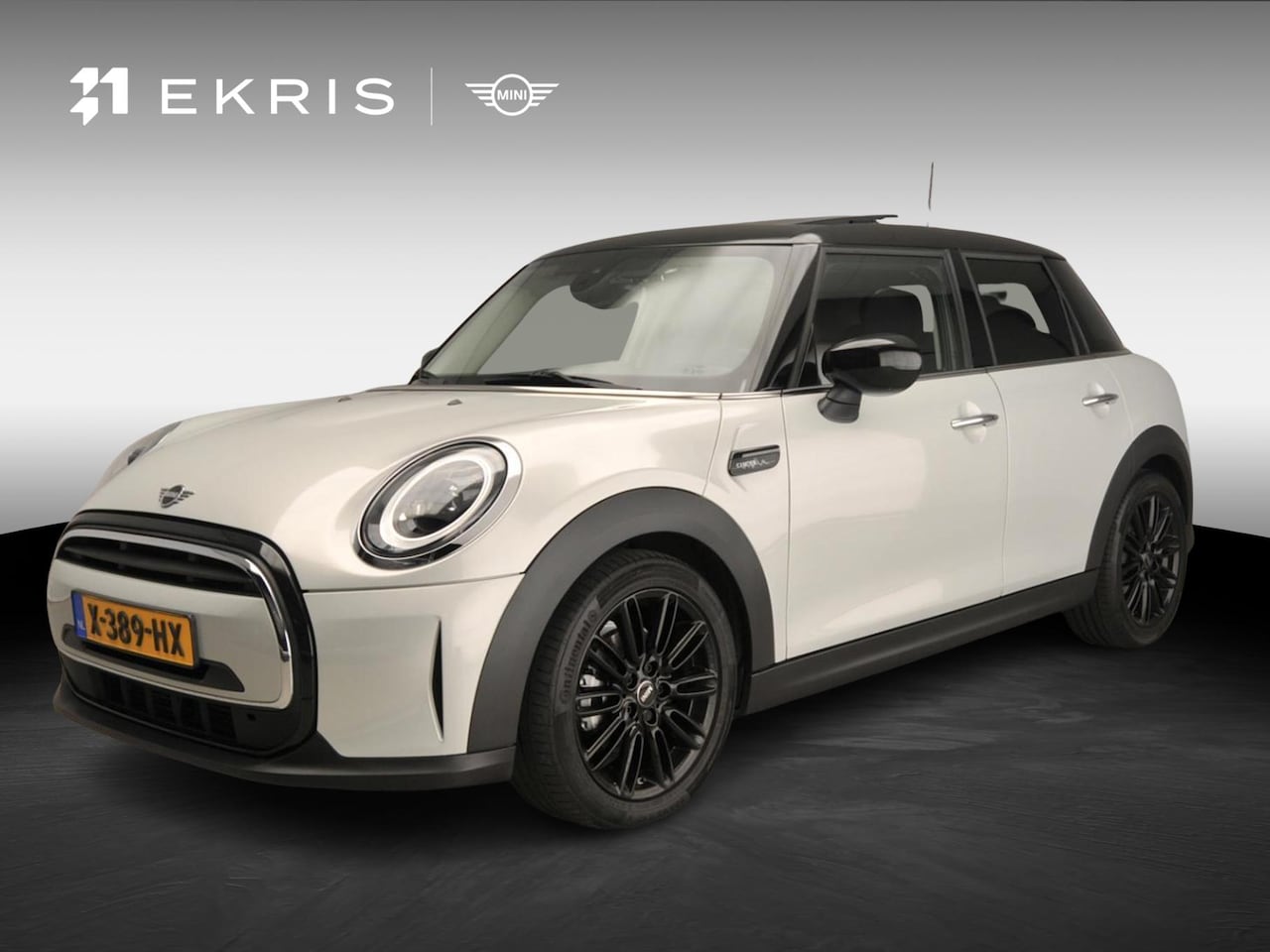 MINI 5-Deurs - Cooper | Comfort Access | Panoramadak | Cruise Control | Parkeersensoren | Head-Up | Parke - AutoWereld.nl