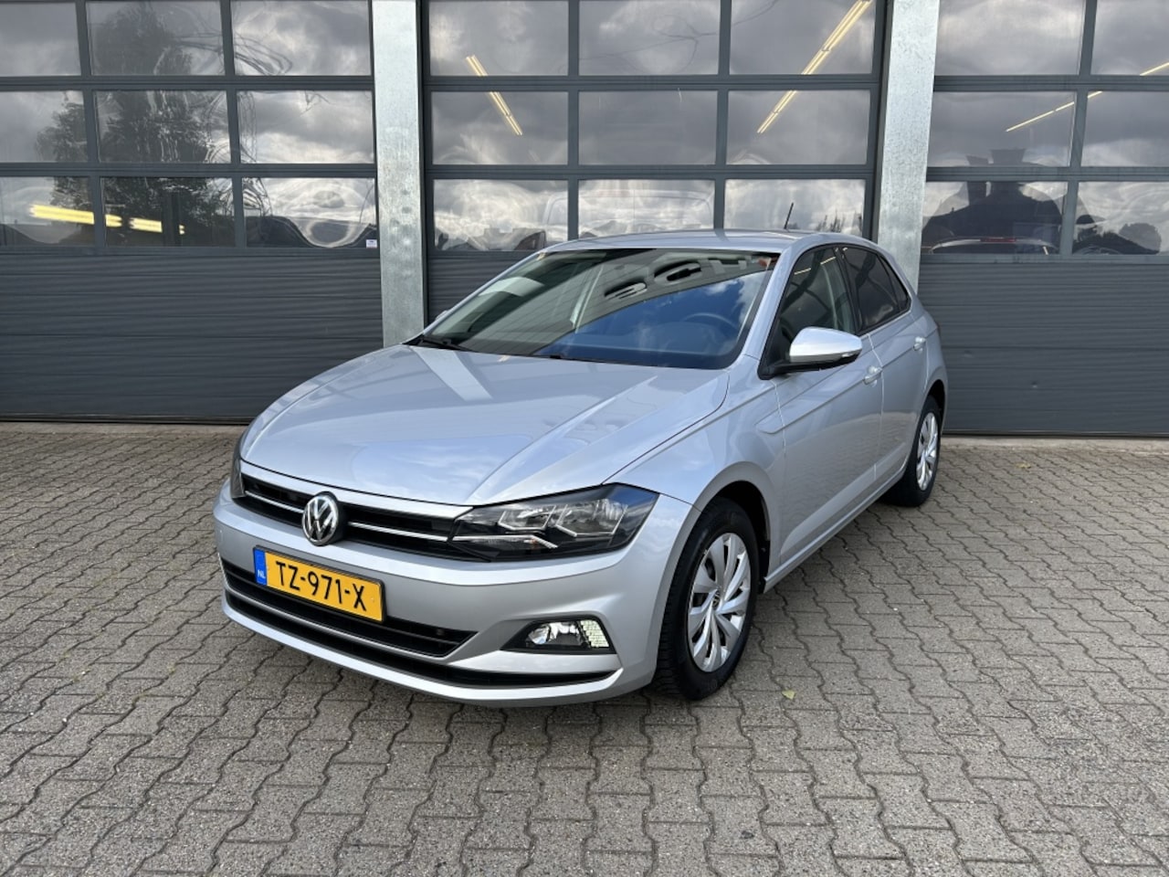 Volkswagen Polo - 1.0 TSI 95pk 7-DSG Comfortline Business - AutoWereld.nl