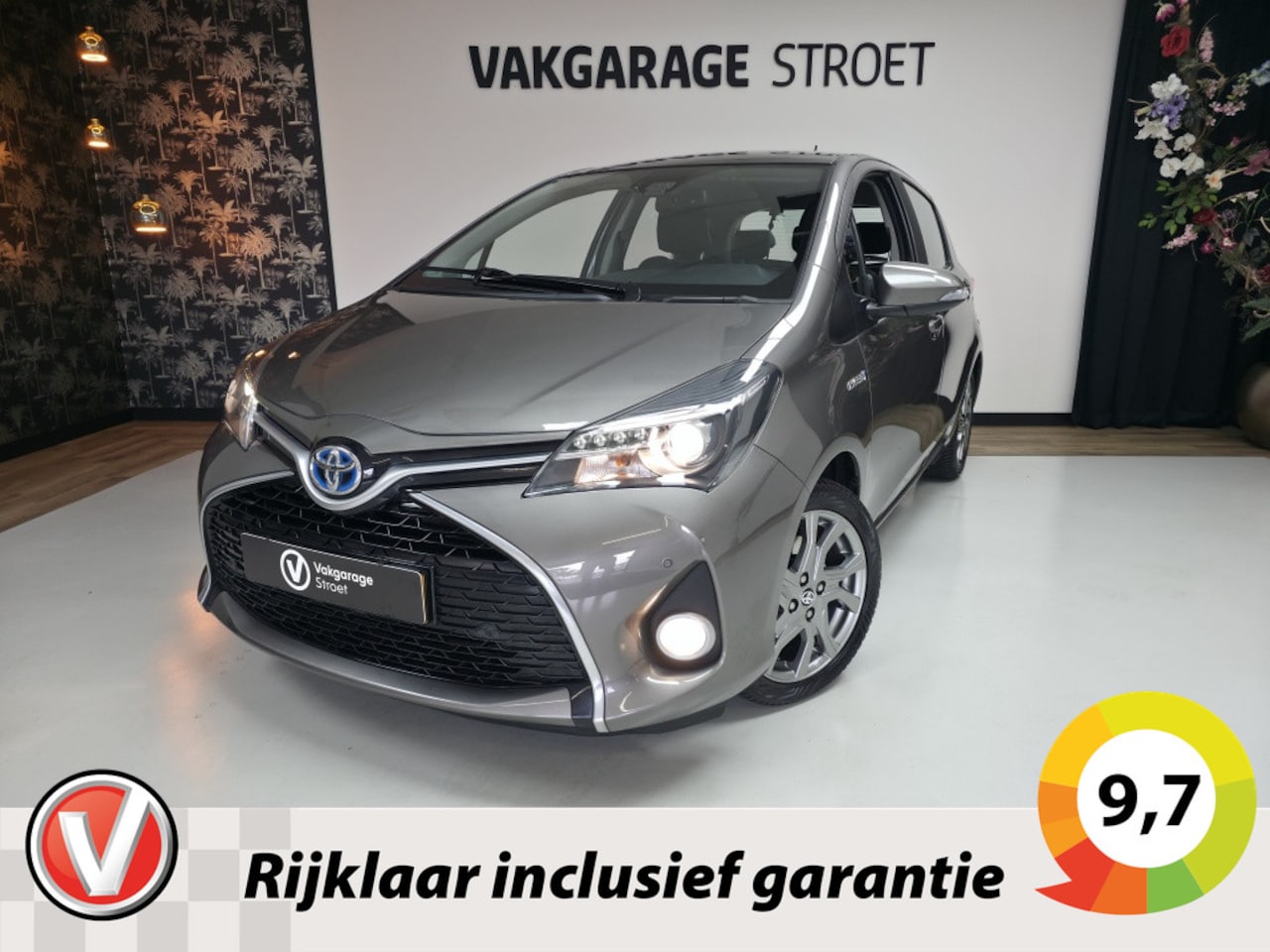 Toyota Yaris - 1.5 Hybrid Dyn.| voll.deal.oh.+ bkje | leer | keyless | jaarbrt - AutoWereld.nl