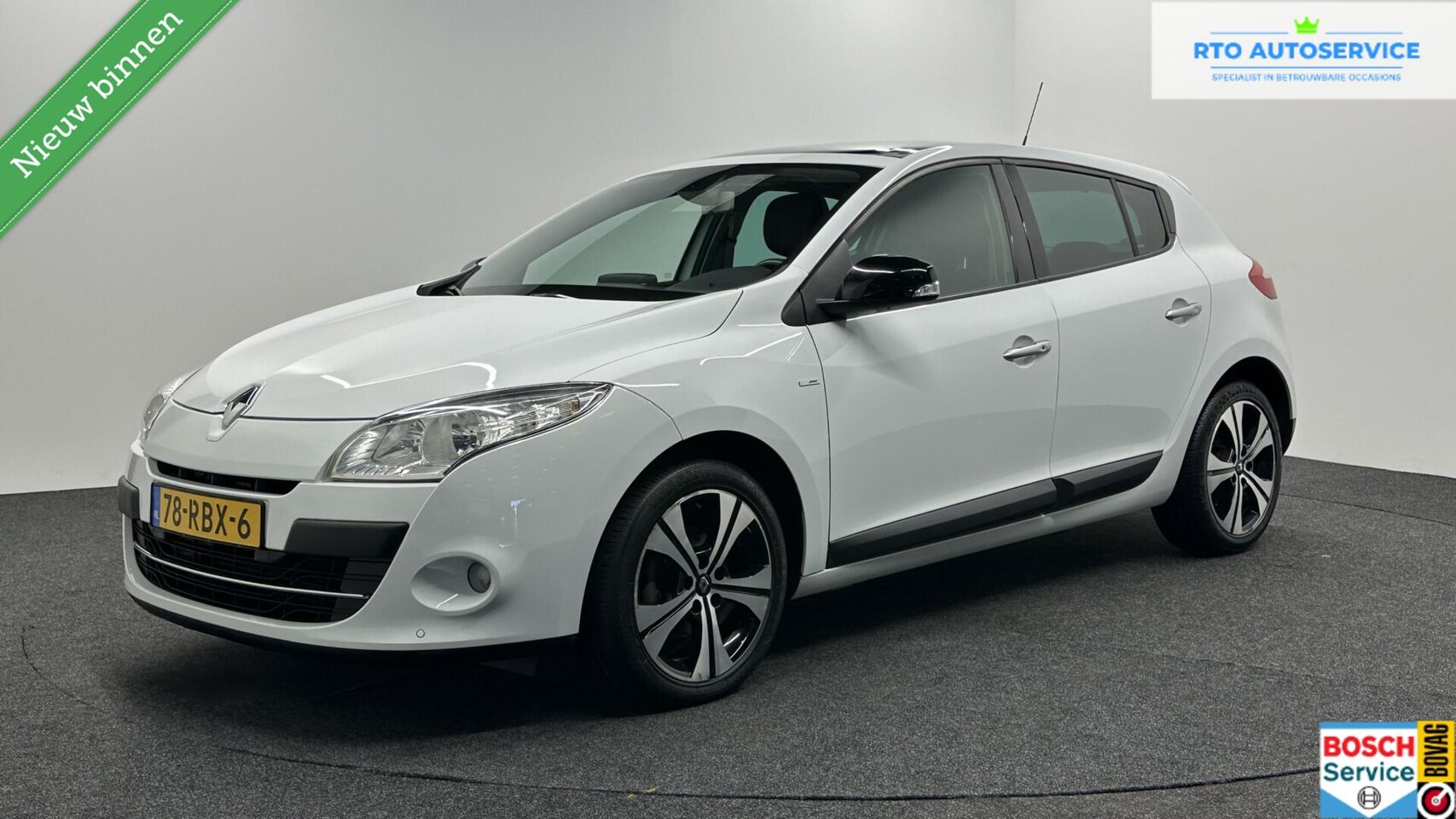 Renault Mégane - 1.4 TCe Bose PANO NAVI CRUISE LM TREKHAAK. - AutoWereld.nl