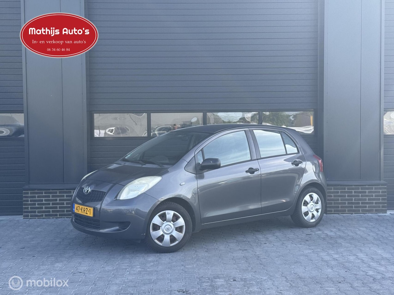 Toyota Yaris - 1.3 VVTi Terra Airco Trekhaak! Nette auto! 5 deurs! Nieuwe APK! - AutoWereld.nl