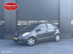Toyota Yaris - 1.3 VVTi Terra Airco Trekhaak Nette auto 5 deurs Nieuwe APK