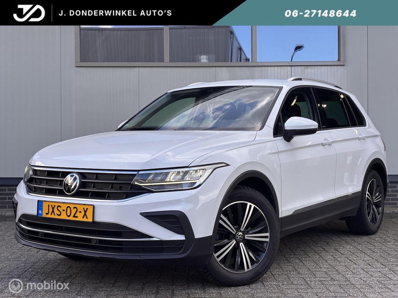 Volkswagen Tiguan - 1.5 TSI Camera Trekhaak ACC Keyless LED - AutoWereld.nl
