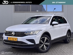 Volkswagen Tiguan - 1.5 TSI Camera Trekhaak ACC Keyless LED