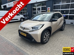 Toyota Aygo X - 1.0 VVT-i MT Pulse All-in Prijs Airco/Stoelverwarming/Camera/Two-tone Eurorepar