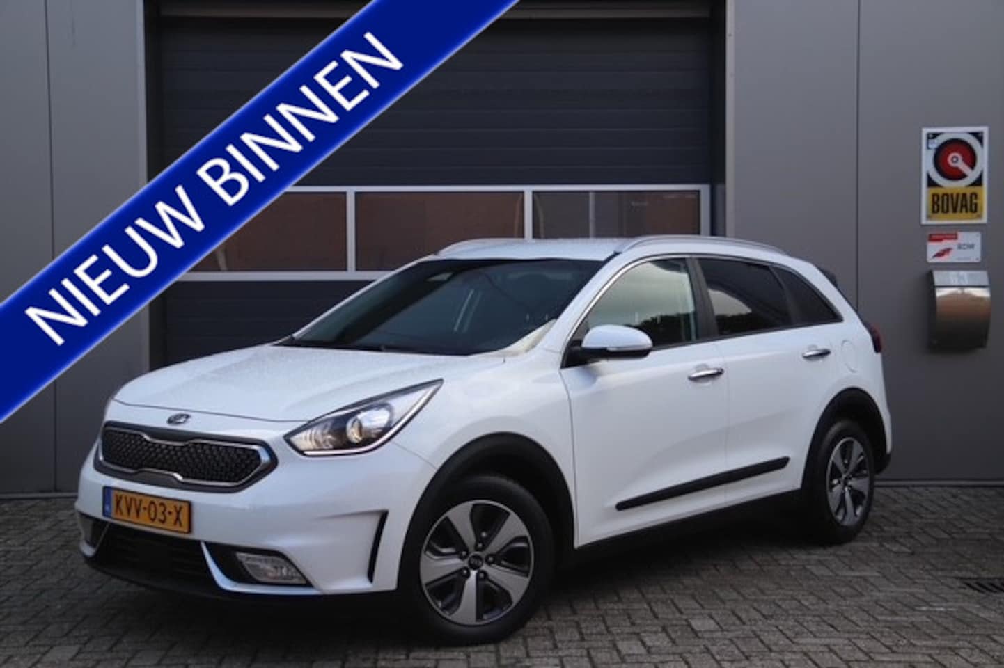 Kia Niro - 1.6 GDi Hybrid First Edition 1.6 GDi Hybrid First Edition, Carplay, Camera, Navi, JBL! - AutoWereld.nl
