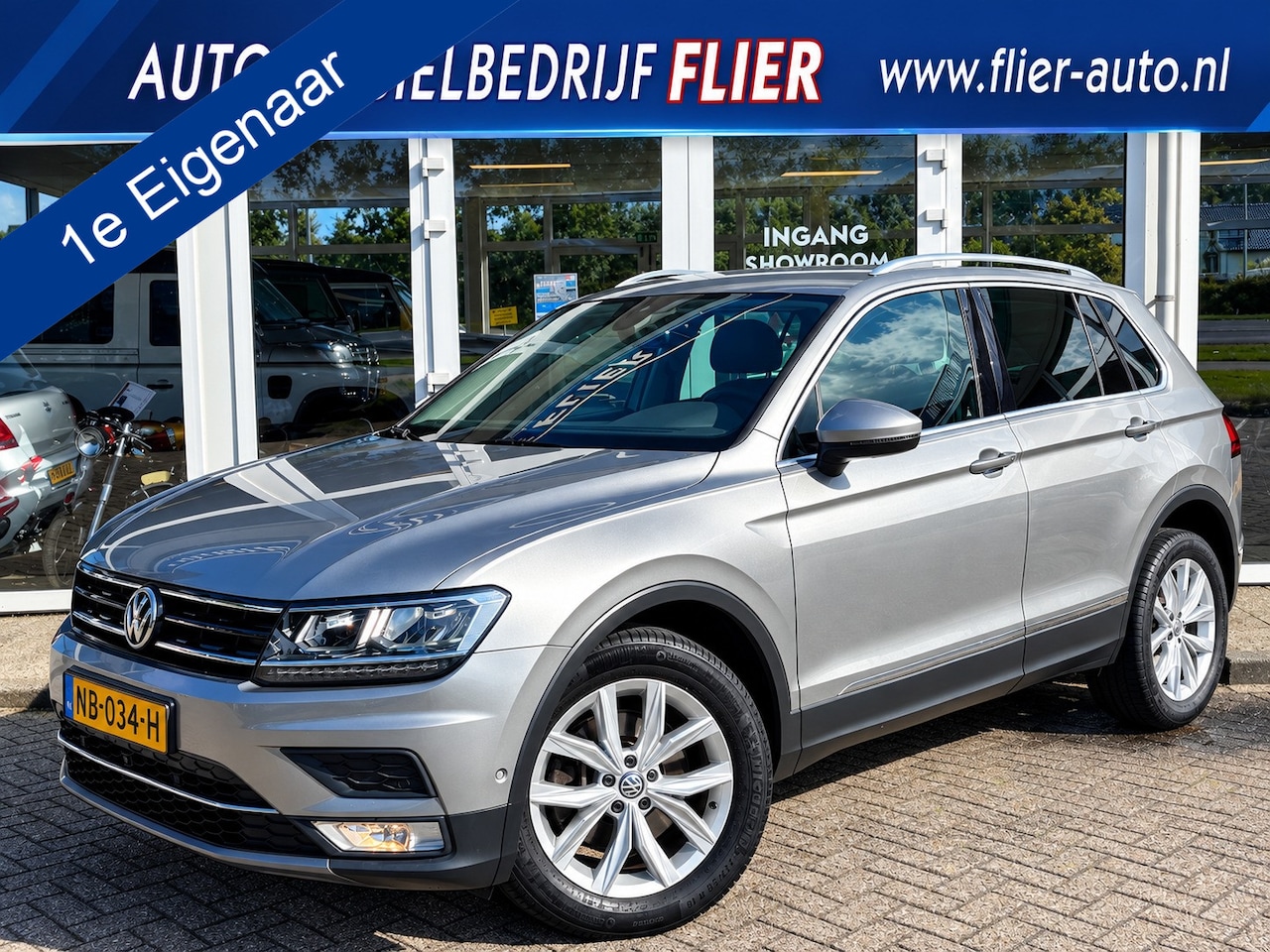 Volkswagen Tiguan - 2.0 180PK TSI 4Motion Highline | Orig. NL | Trekhaak | Digi Dash | Adaptive | NAP | - AutoWereld.nl