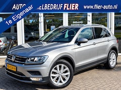 Volkswagen Tiguan - 2.0 180PK TSI 4Motion Highline | Orig. NL | Trekhaak | Digi Dash | Adaptive | NAP |