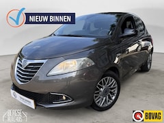 Lancia Y(psilon) - Ypsilon 0.9 TwinAir Platinum Airco Cruise Pdc Nap