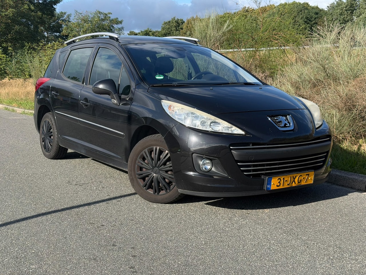 Peugeot 207 SW - 1.4 VTi XS PANO APK AIRCO ELECT RAMEN DIGITALE CLIMA TREKHAAK NAP - AutoWereld.nl