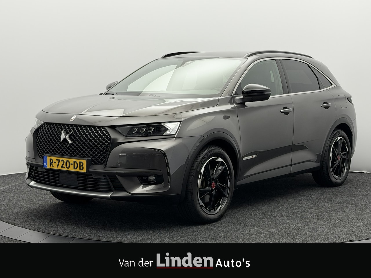 DS 7 Crossback - E-Tense Performance Line+ | Navigatie | Wegklapbare Trekhaak | LED | Leer/Alcantara - AutoWereld.nl