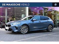 BMW 1-serie - 120 M Sport Automaat / Sportstoelen / Achteruitrijcamera / Stoelverwarming / PDC / Stuurve