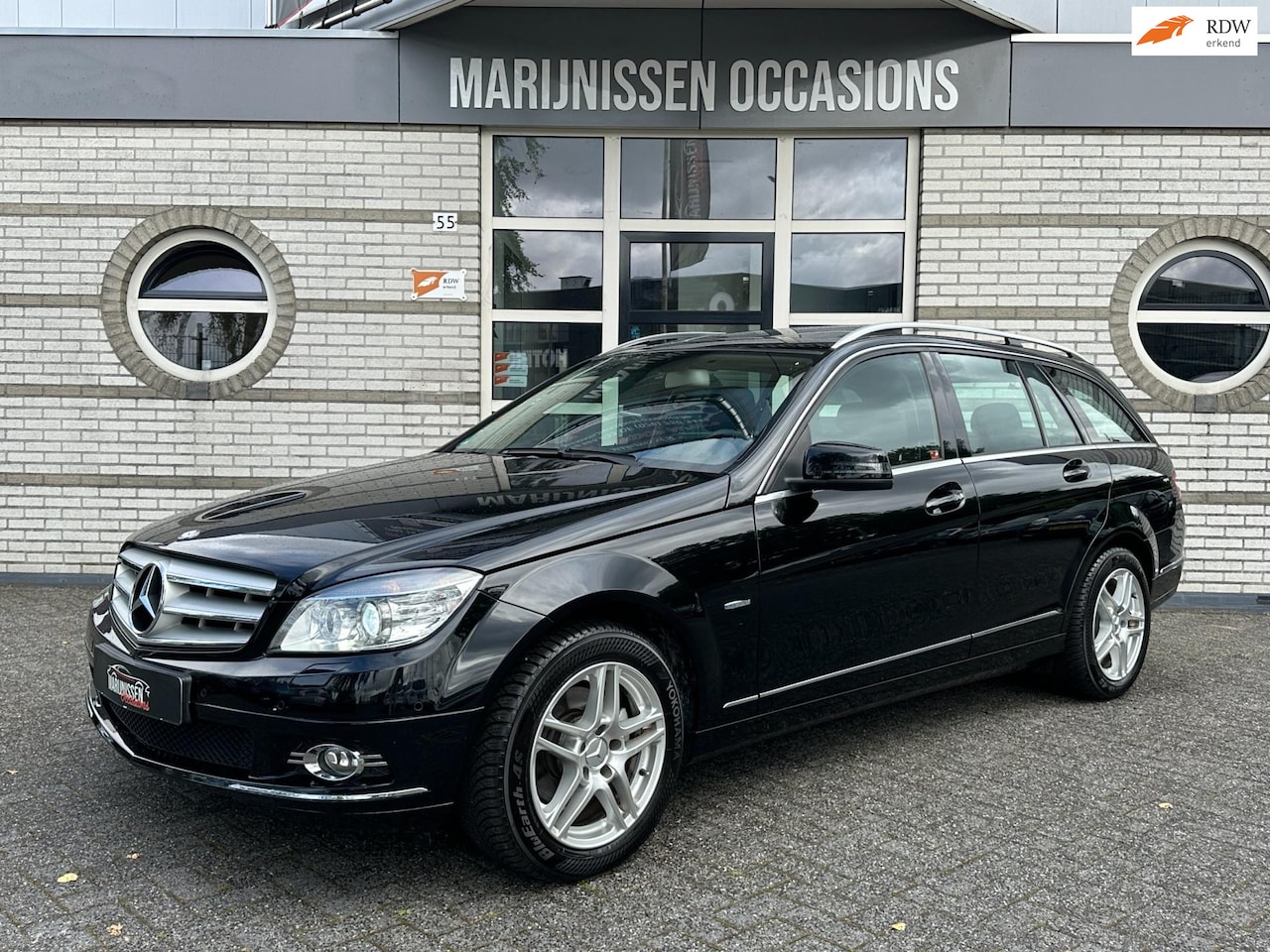 Mercedes-Benz C-klasse Estate - 180 K BlueEFFICIENCY Avantgarde |Pano,Stoelvw,PDC| - AutoWereld.nl