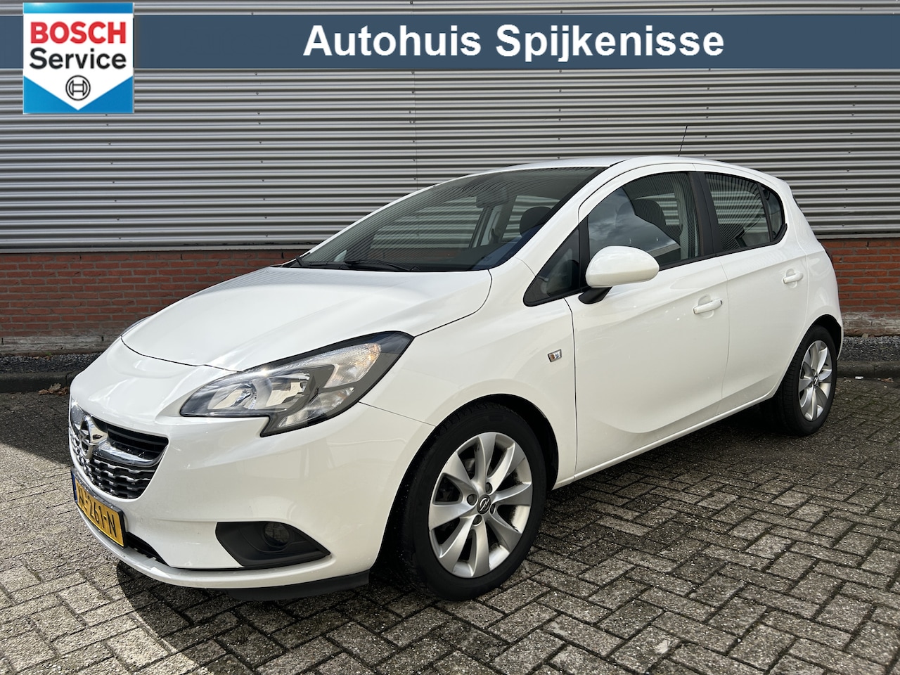 Opel Corsa - 1.4 Favourite | Airco | Navigatie | Dealer onderhouden | - AutoWereld.nl
