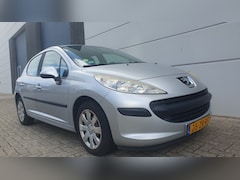 Peugeot 207 - 1.4 VTi Cool 'n Blue