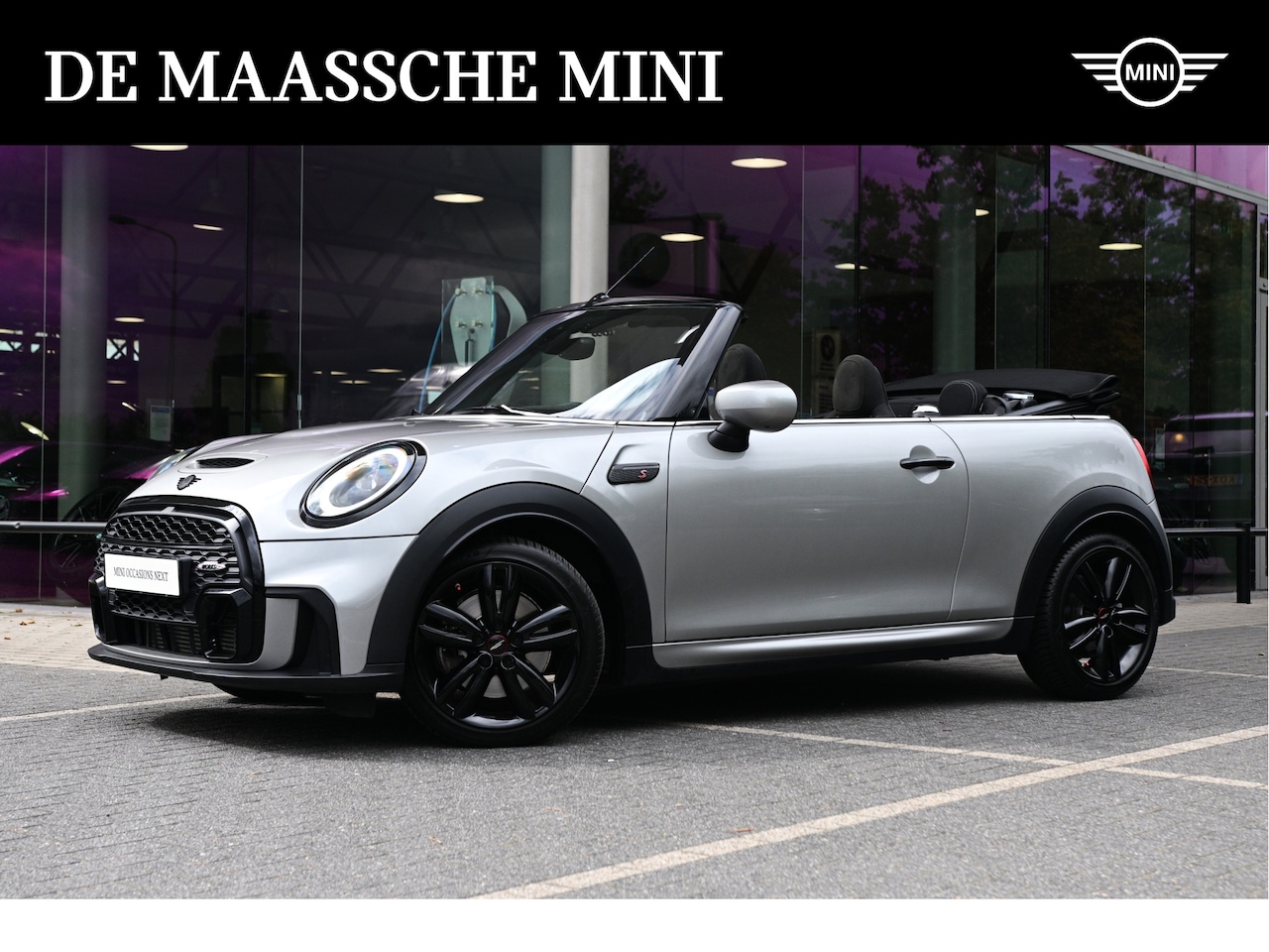 MINI Cabrio - Cooper S John Cooper Works Automaat / Comfort Access / Achteruitrijcamera / Stoelverwarmin - AutoWereld.nl