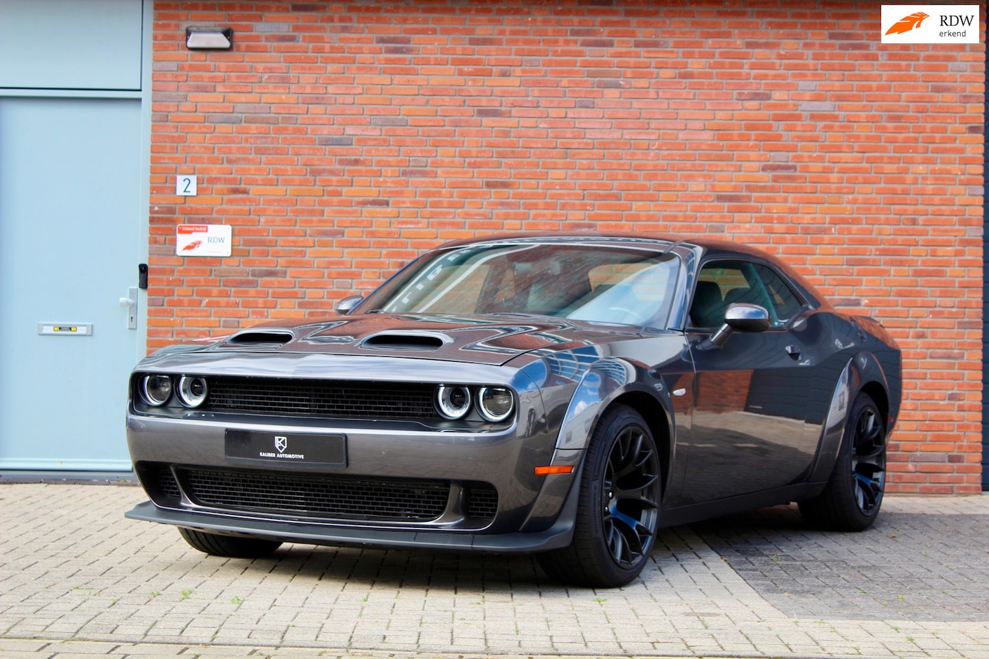 Dodge Challenger - SXT 3.6 V6 | WIDE-BODY | 20 inch SRT - AutoWereld.nl