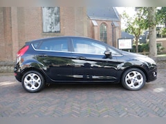 Ford Fiesta - 1.6 120pk 5D Titanium