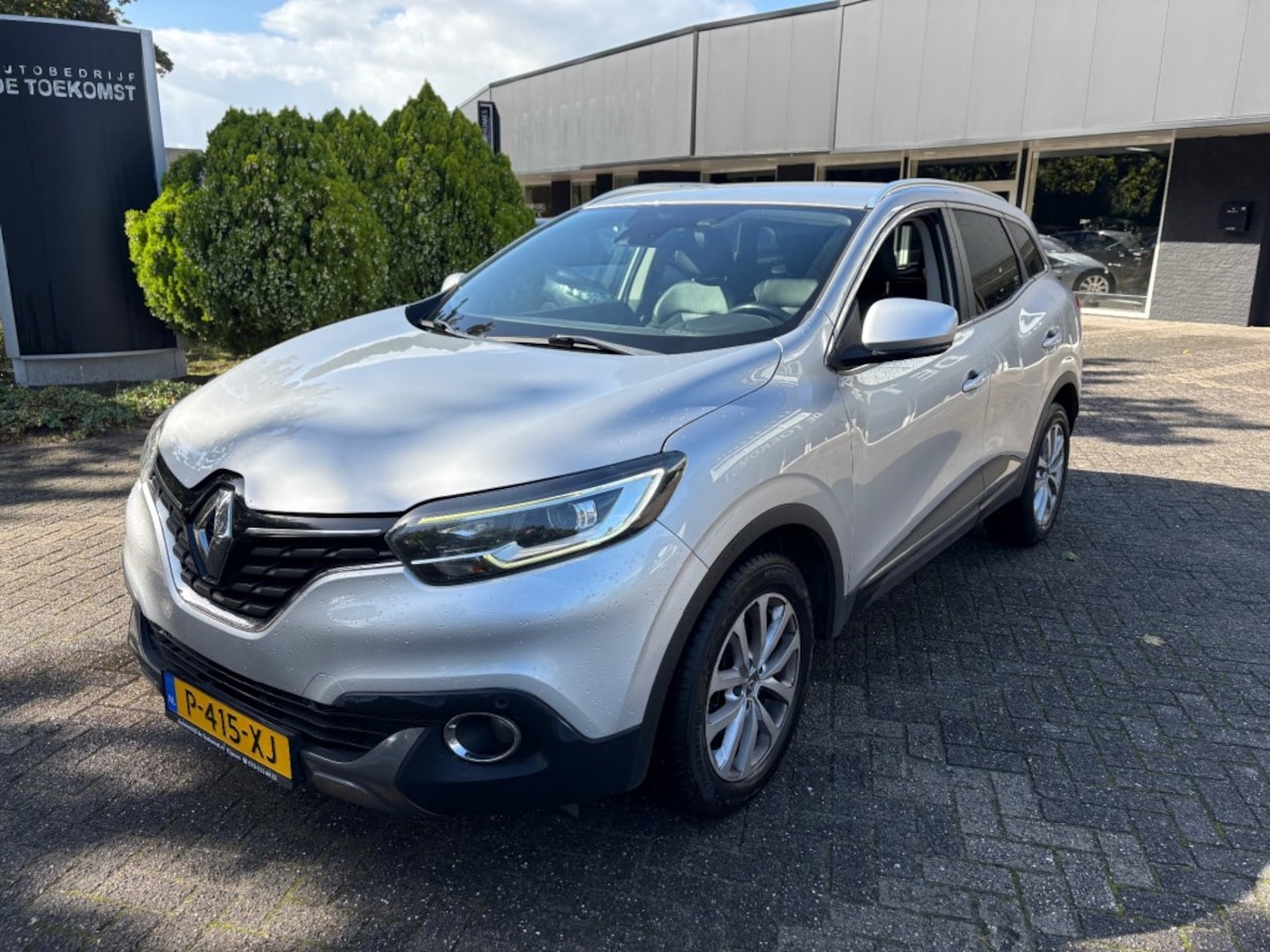 Renault Kadjar - 1.5 DCI INTENS / CLIMAT / NAVI / KEYLESS / TREKHAAK / CRUISE - AutoWereld.nl
