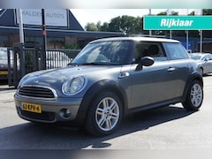 MINI Cooper - 1.4 ONE ANNIV. MK II PANORAMA/AIRCO/CRUISE/NAVI/AUX KEURIGE STAAT