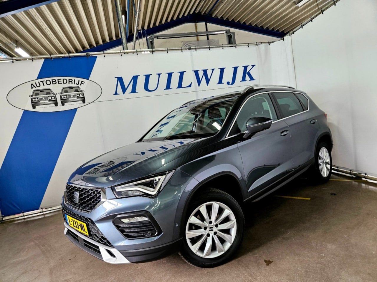 SEAT Ateca - 1.5 TSI Style Business Intense / Trekhaak / Pano / Camera / NL Auto - AutoWereld.nl