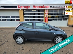 Toyota Aygo - 1.0 VVT-i x-now