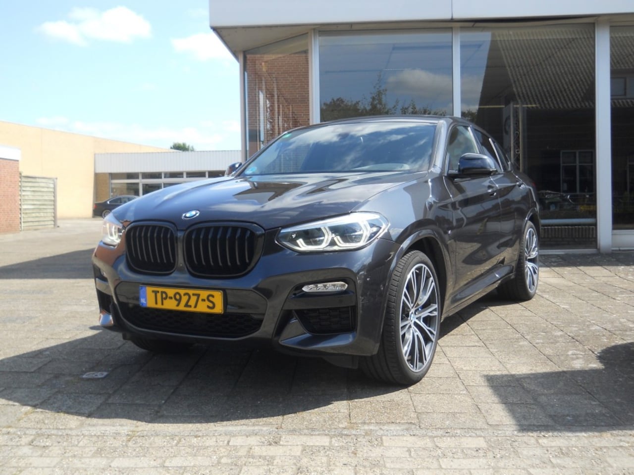 BMW X4 - xDrive30i X-Drive 3.0i - AutoWereld.nl