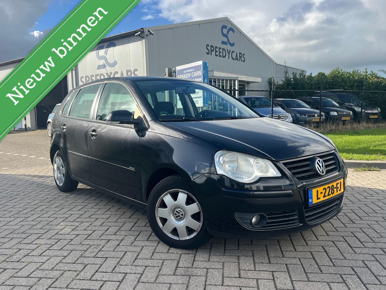 Volkswagen Polo - 1.2-12V Trendline 5DRS Airco Elektr Ramen - AutoWereld.nl