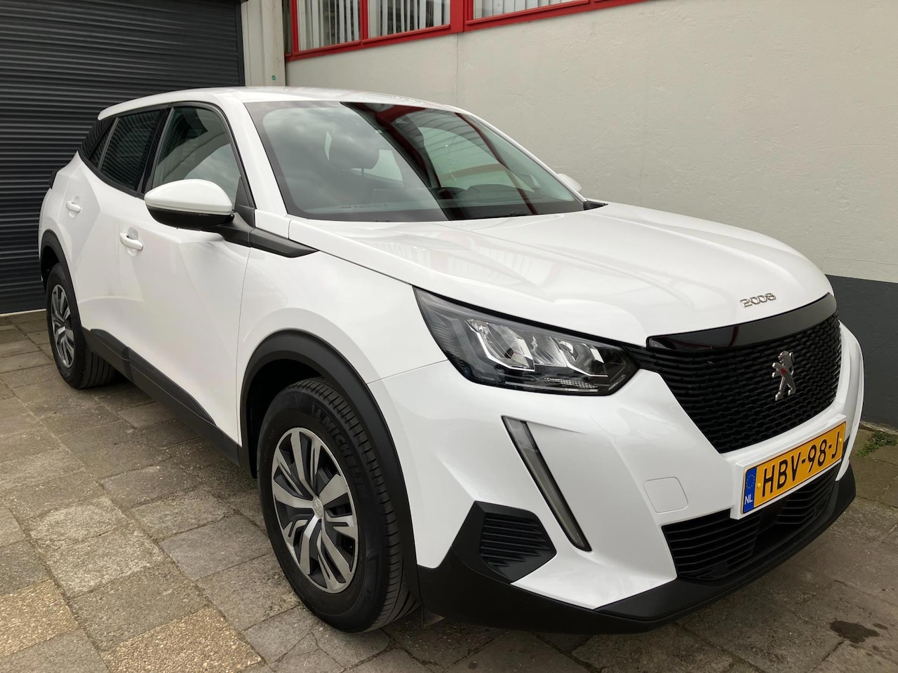 Peugeot 2008 - 1.2 PureTech Active incl BOVAG garantie en aflveringsbeurt - AutoWereld.nl
