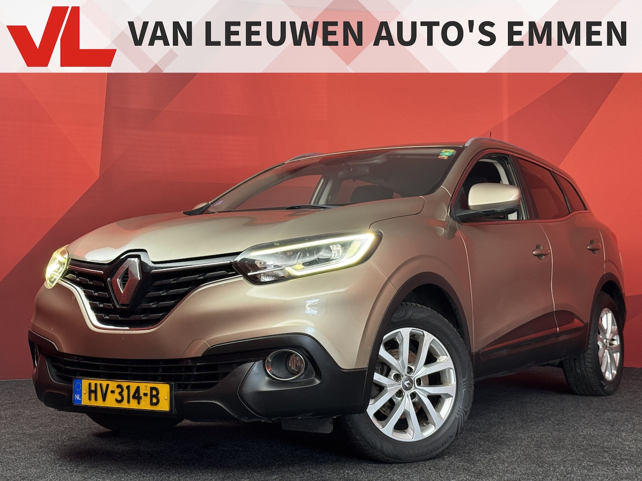 Renault Kadjar - 1.2 TCe Zen | Cruise Control | Navigatie | Trekhaak | APK 14-06-2027 - AutoWereld.nl
