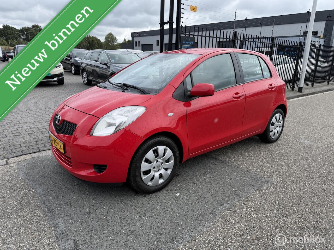 Toyota Yaris - 1.3 VVT-i Sol 1.3 VVTi Sol - AutoWereld.nl