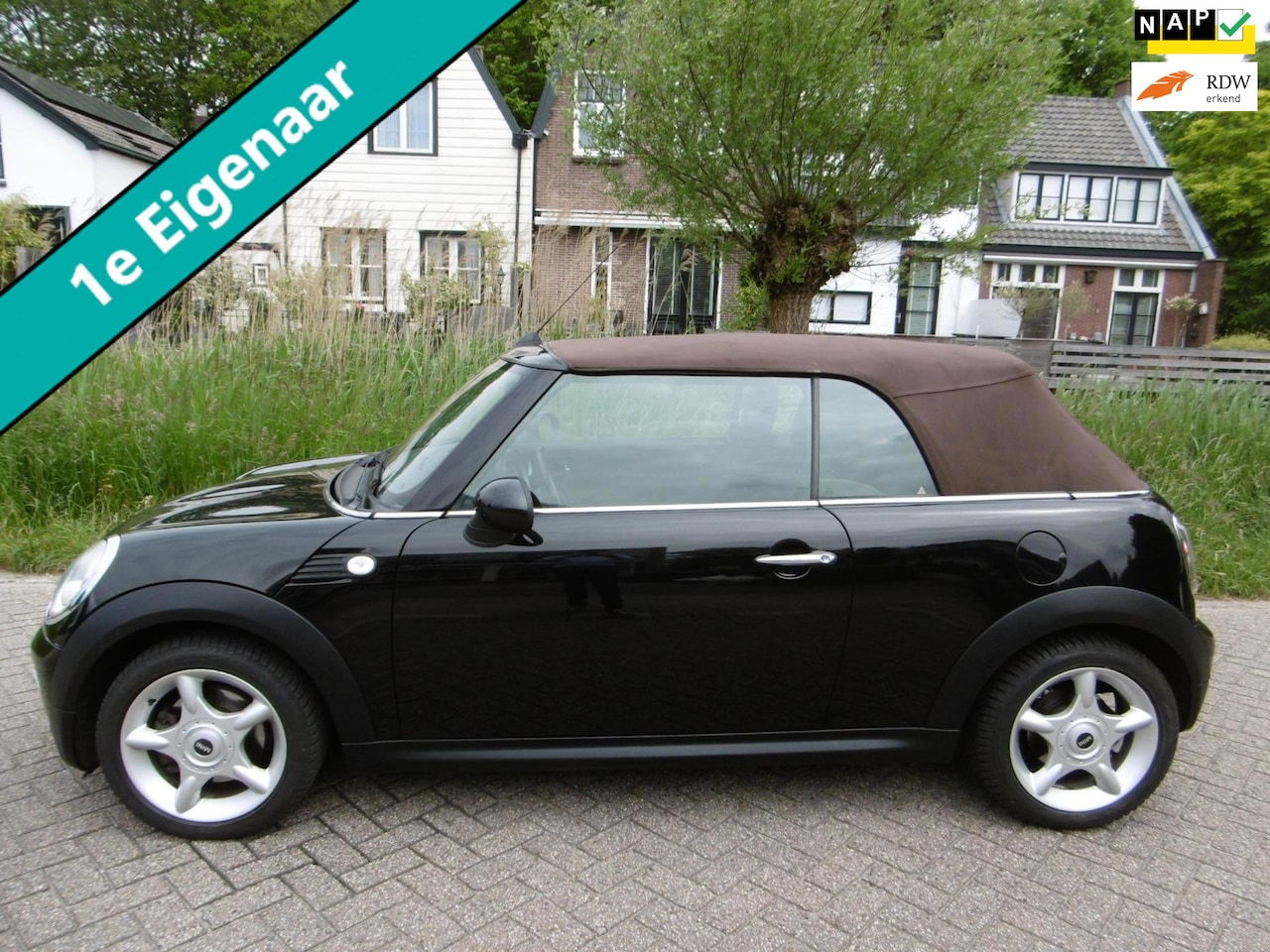 MINI Cabrio - Mini 1.6 Cooper Airco Cruise 120pk Elektr. kap 1e eigenaar Historie - AutoWereld.nl