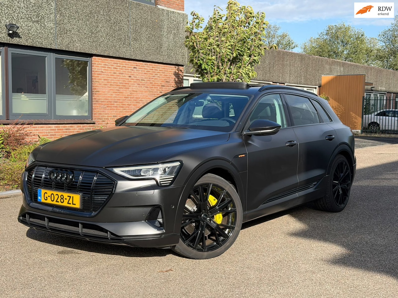 Audi e-tron - E-tron 50 quattro Launch edition plus 71 kWh | 91% SOH | 22 INCH | PANO - AutoWereld.nl