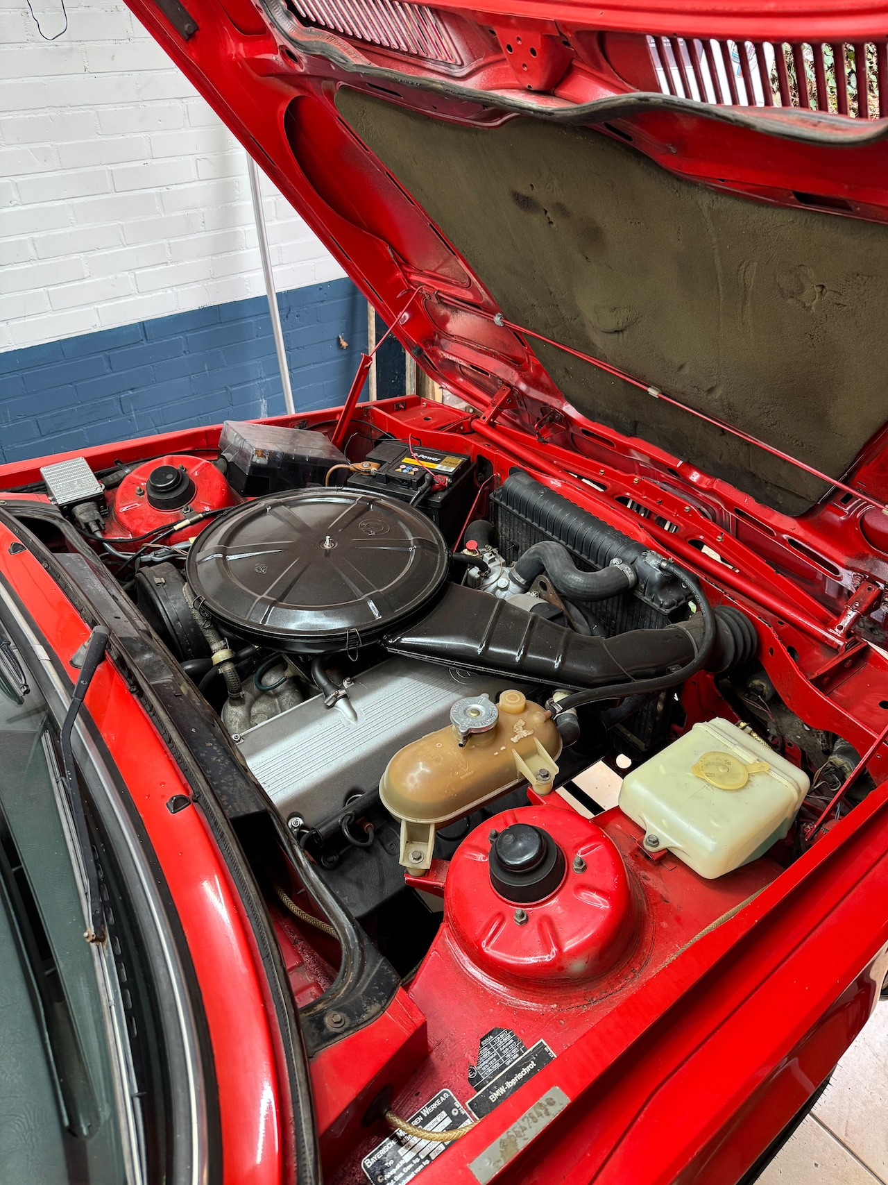 BMW 3-serie - 320 6 cilinder
