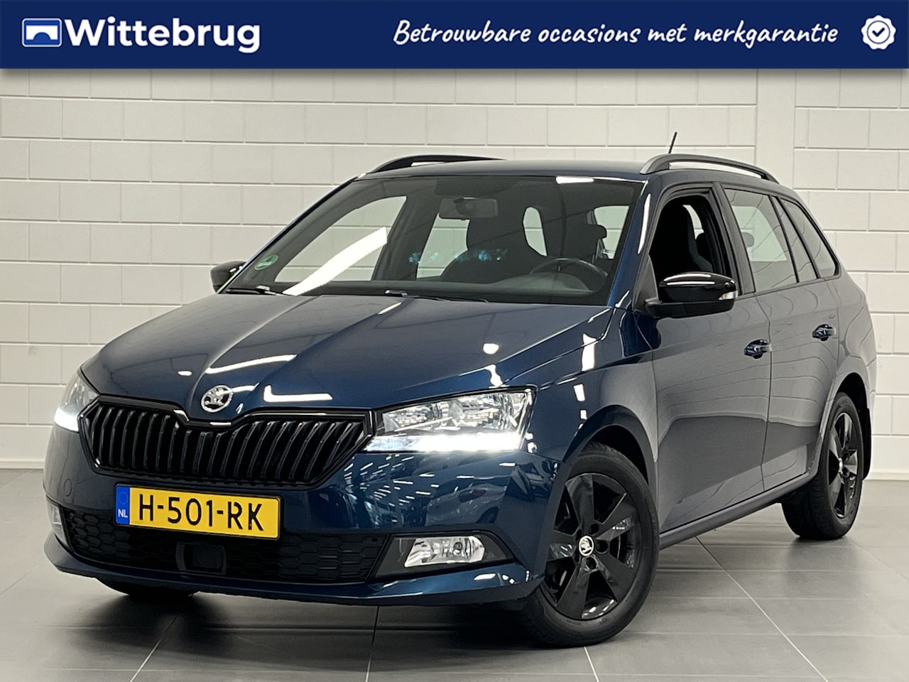 Skoda Fabia Combi - 1.0 TSI Sport Business APPLE / ANDROID NAVIGATIE | AIRCO | SPORTIEVE UITVOERING - AutoWereld.nl