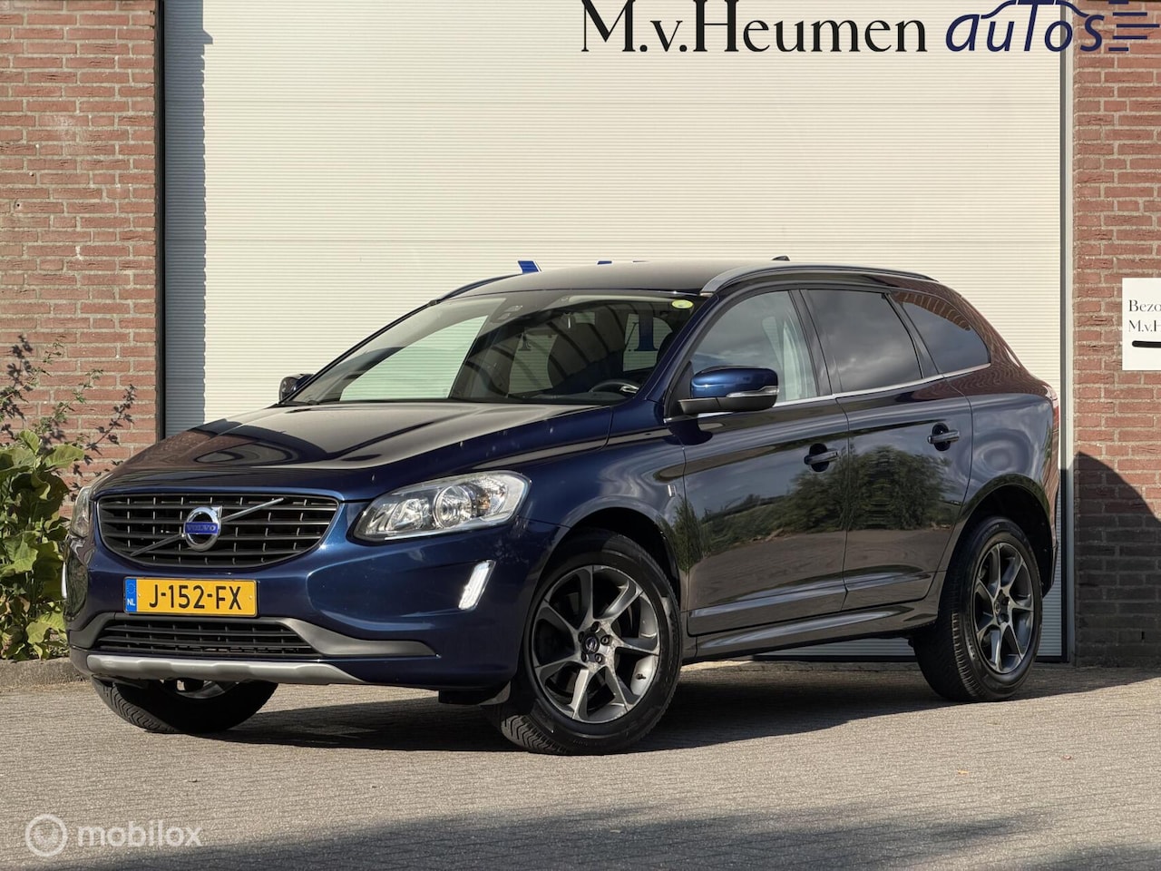 Volvo XC60 - 2.0 D3 FWD Ocean Race Sportstoelen Trekhaak - AutoWereld.nl